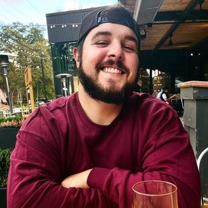 Meet your Posher, Alex